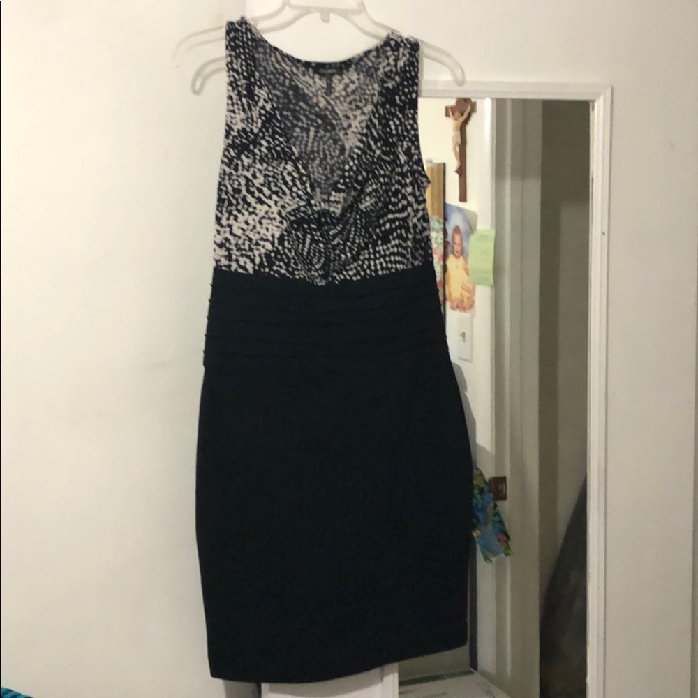 Daisy Fuentes black/white dress